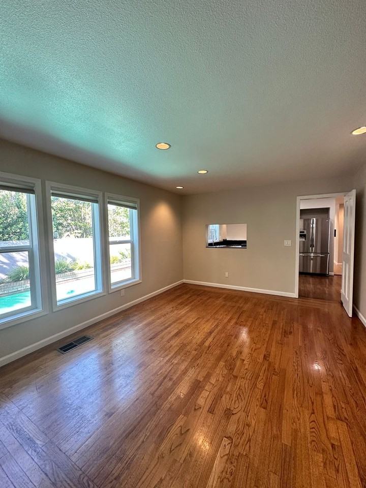3636 Folsom Blvd - Photo 7 of 45