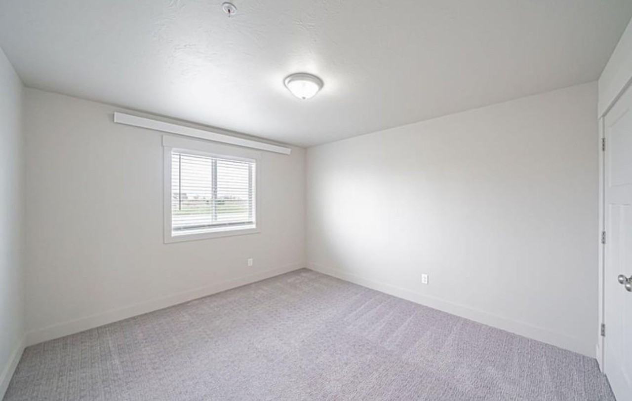 A6175DA - Photo 3 of 5