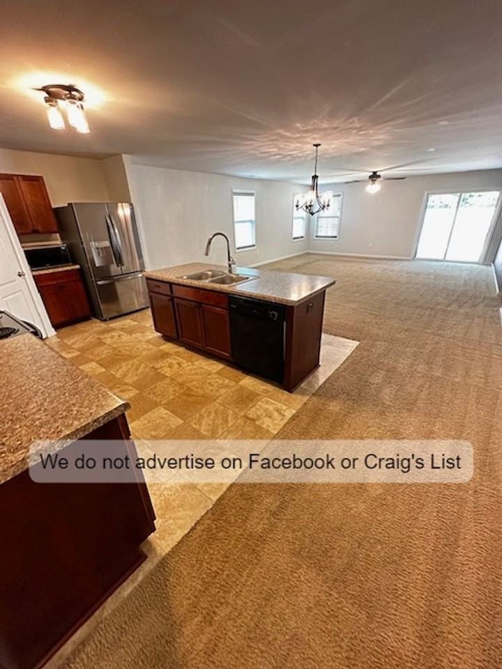 225 Windwood Dr - Photo 2 of 13