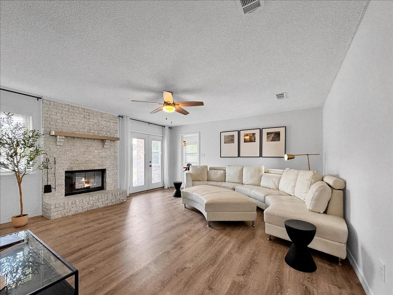 12148 Sage Ave - Photo 2 of 21