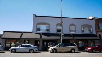 Lakefront Living in Downtown Kirkland – Renovated Units Just Steps from Marina Park | Lake Street Apartments - Photo 1 of 1