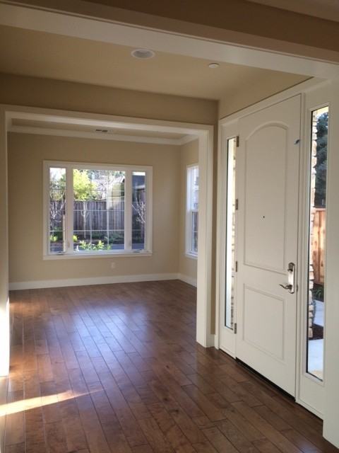 1720 Lauren Ln - Photo 2 of 22