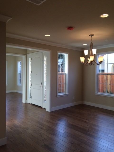 1720 Lauren Ln - Photo 3 of 22