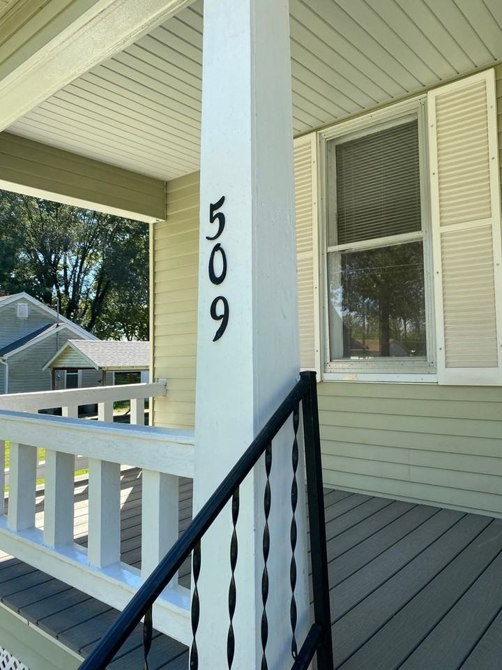 509 S Jefferson St - Photo 2 of 20