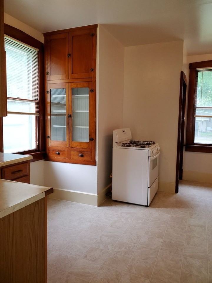 509 S Jefferson St - Photo 6 of 20