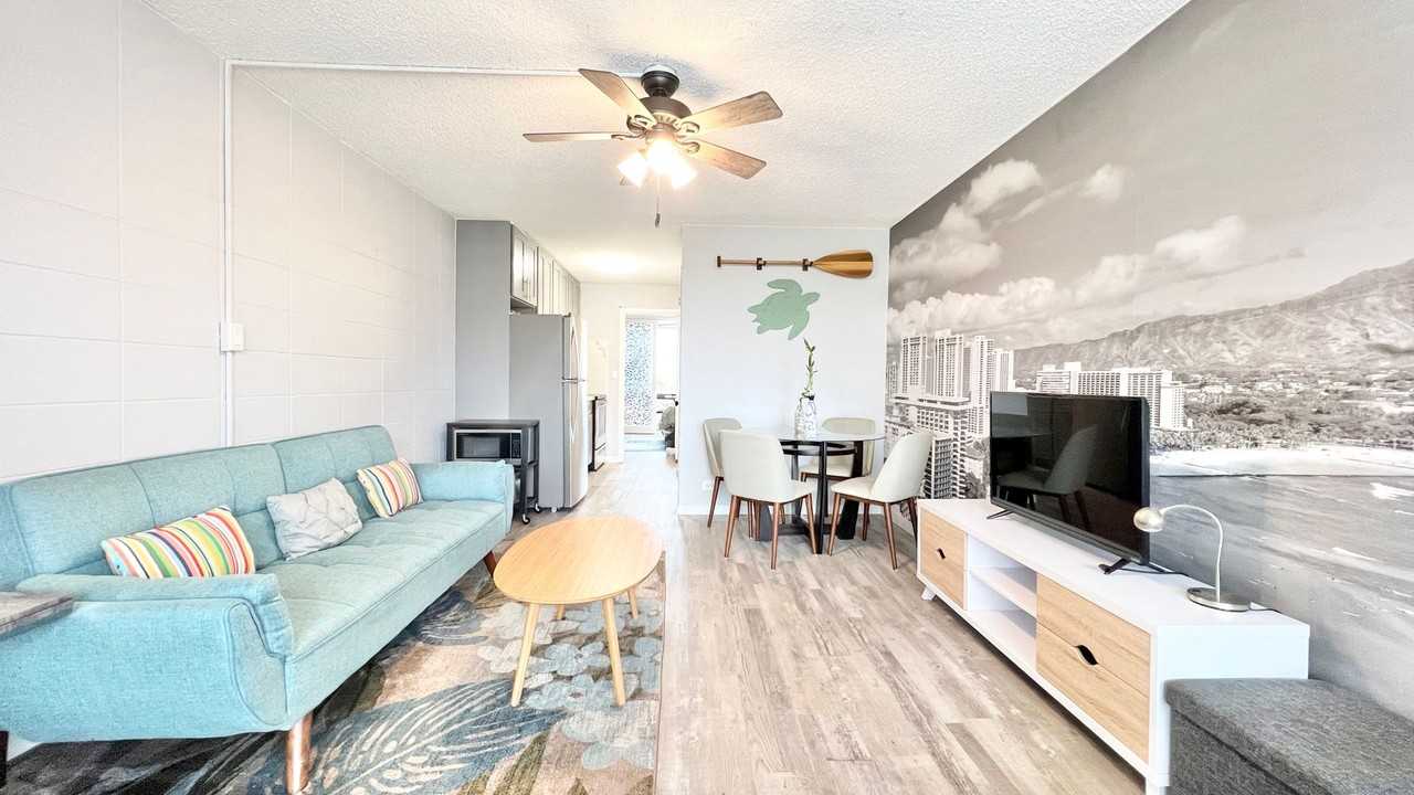 1720 Ala Moana Blvd - Photo 4 of 42