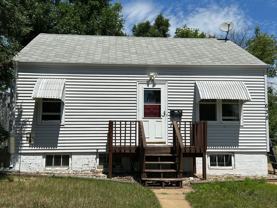 638 4th St W - Photo 1 of 1