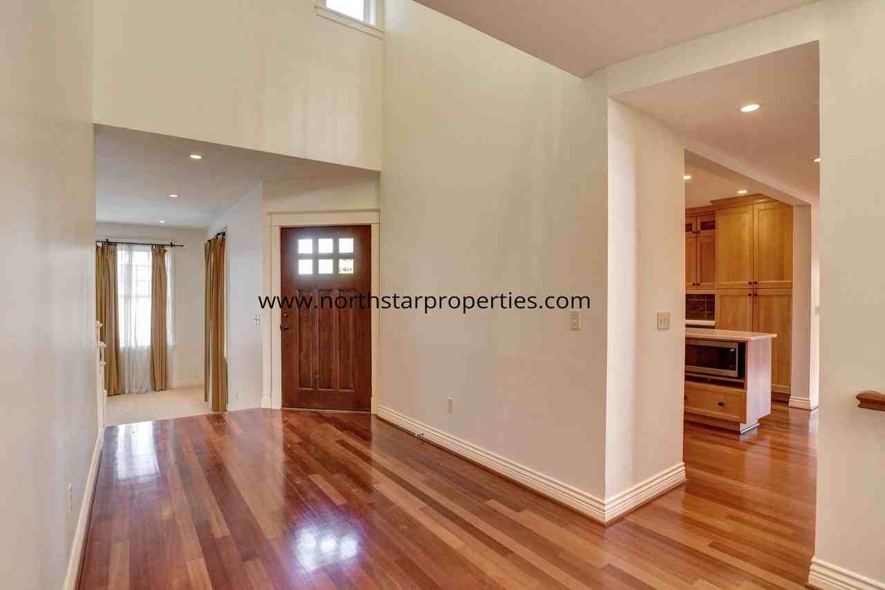 17151 Wall St - Photo 6 of 50