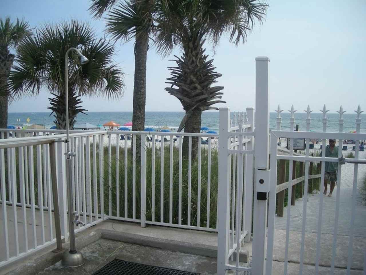 138 Bonnie Ln - Photo 4 of 34