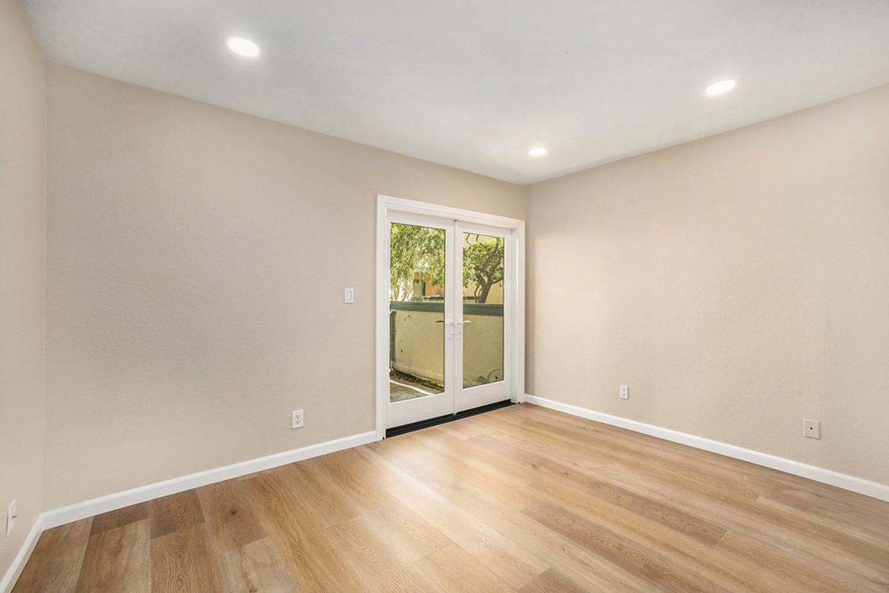 109 Carob Ln - Photo 6 of 12
