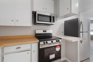 featured image of 1012 Barbara Dr #B