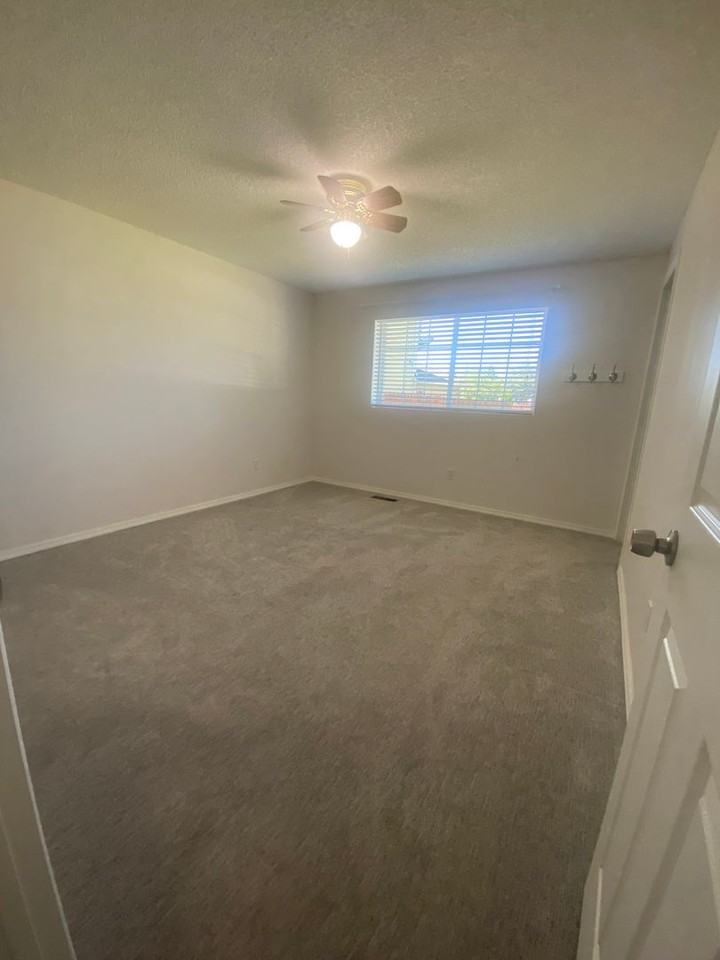 11215 Se 235th Pl - Photo 7 of 22