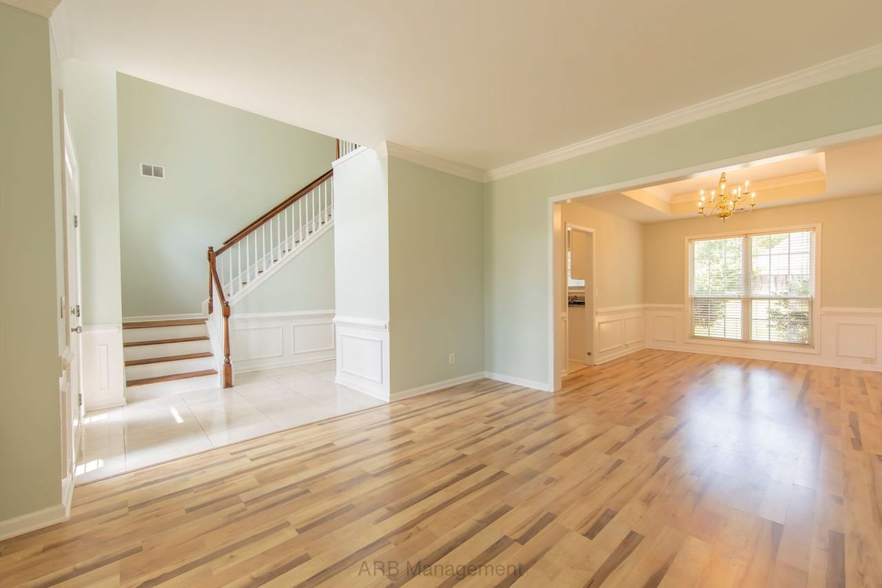 3985 Shallowford Green Ct - Photo 3 of 18
