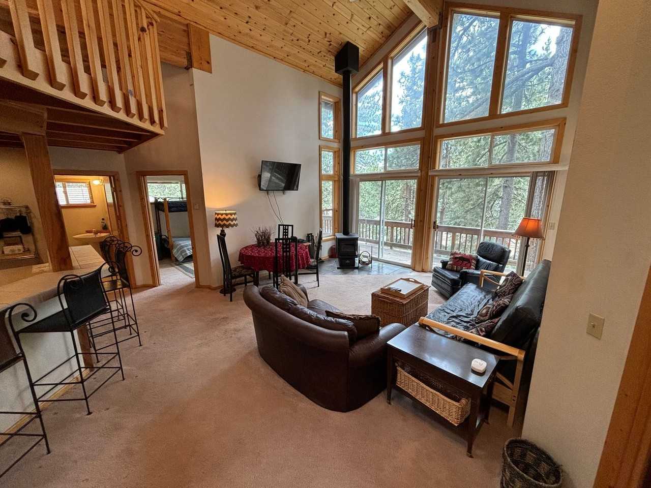 13649 Olympic Dr - Photo 2 of 16