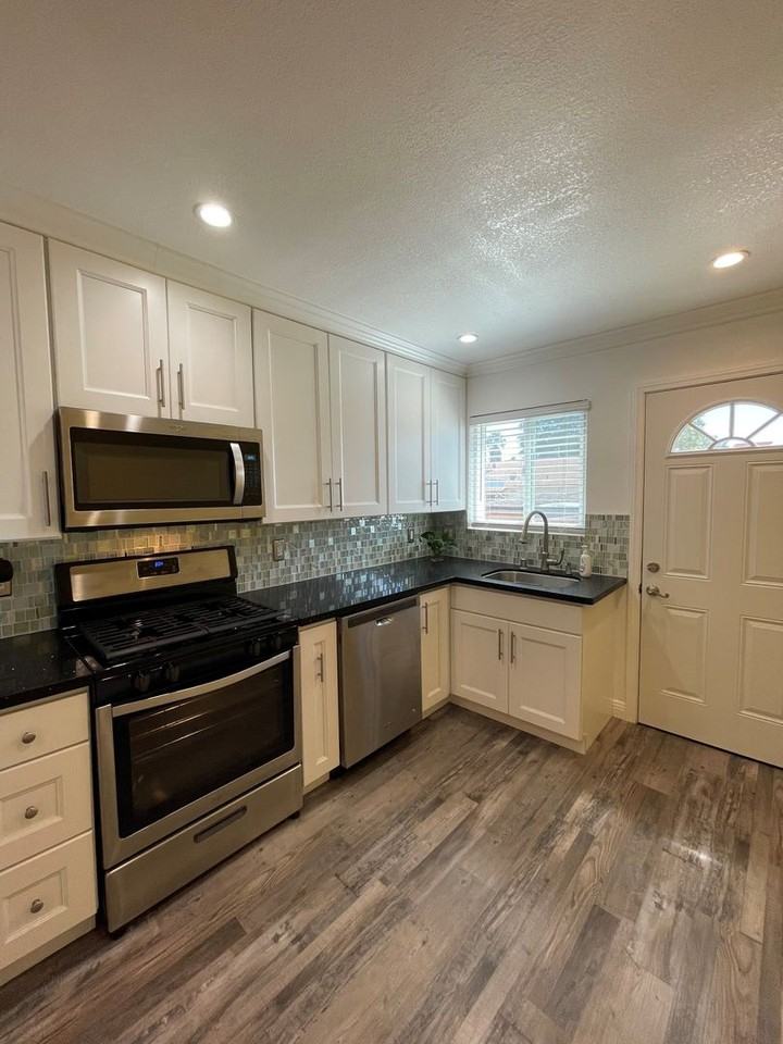 22011 Betlen Way - Photo 5 of 12