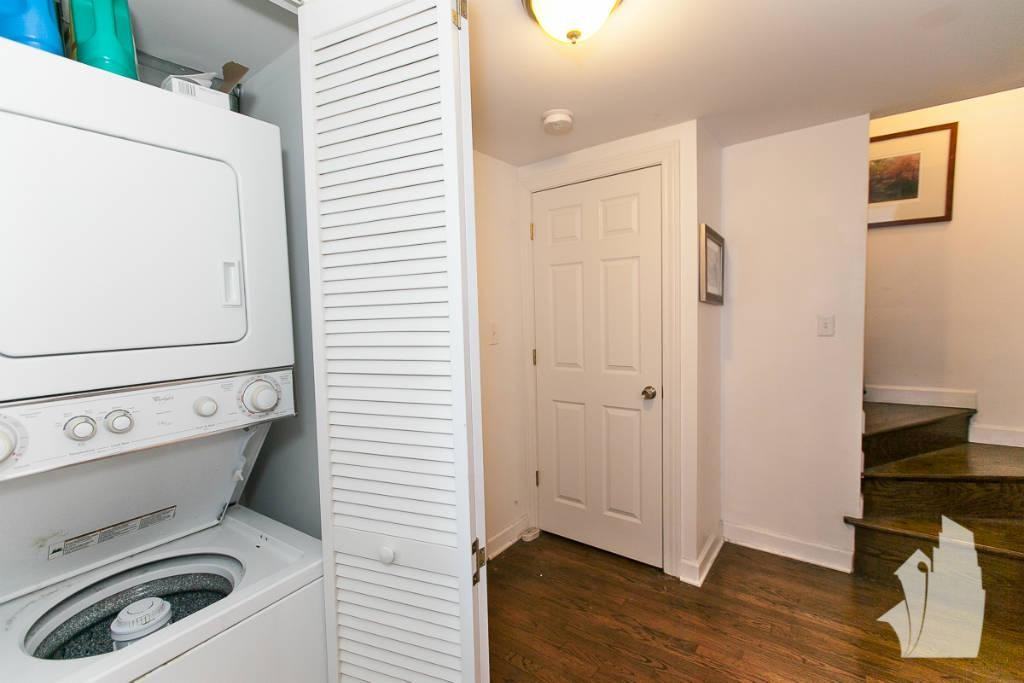 1629 W Huron St #1R - Photo 6 of 10