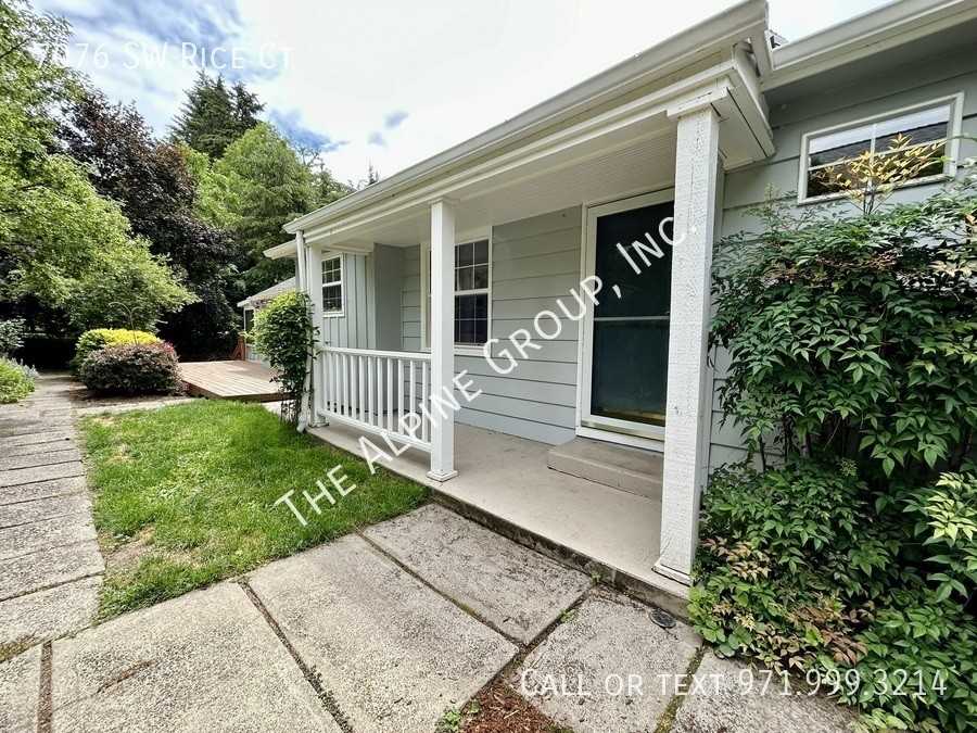 7076 Sw Rice Ct - Photo 3 of 41