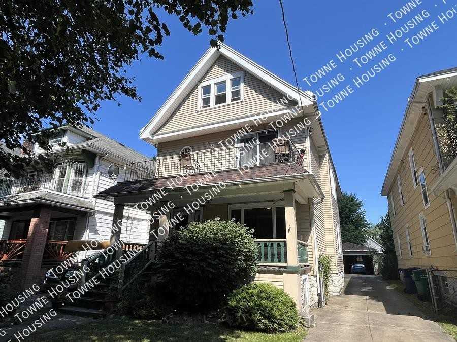 120 Armin Pl #1 - Photo 2 of 26