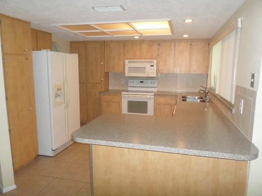 7804 Duck Pond Ct - Photo 2 of 9