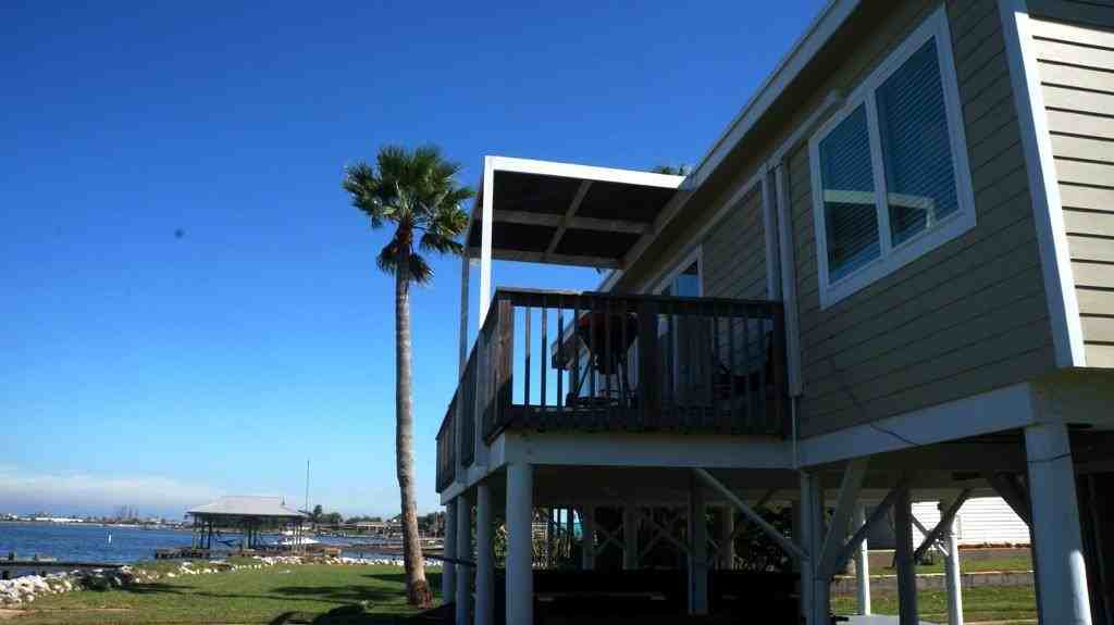 7204 Avenue N 1/2 Rear - Photo 2 of 11