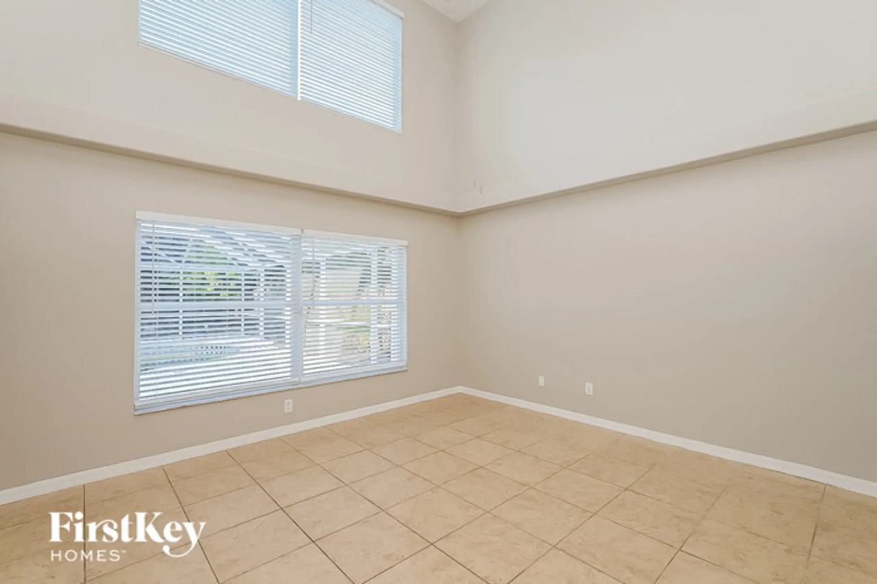 6942 Exeter Park Pl - Photo 3 of 15