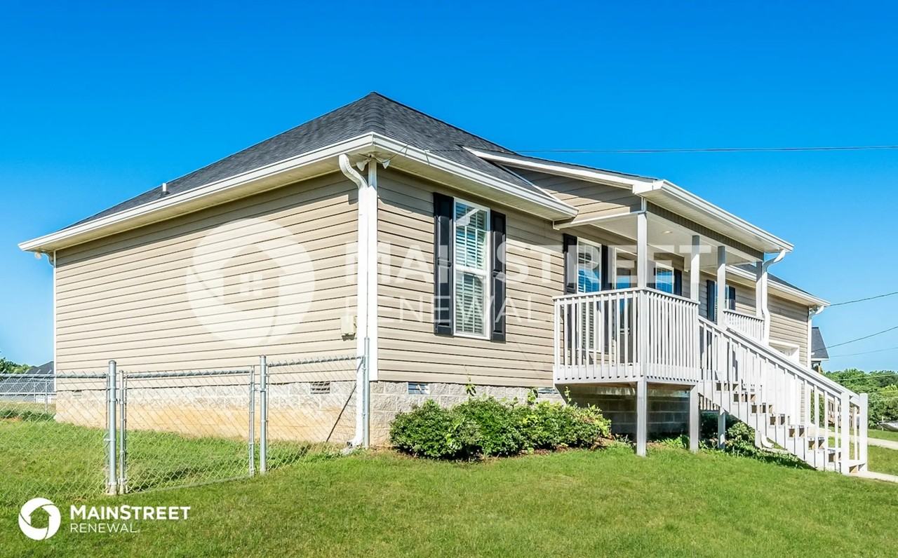 100 Teal Dr - Photo 3 of 16