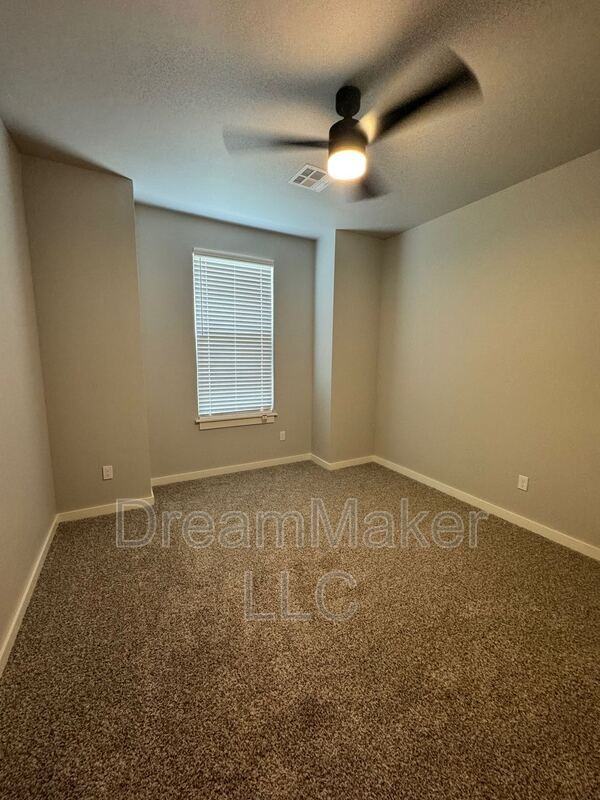 828 Apple Blossom Way - Photo 7 of 15