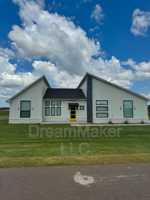 featured image of 5253 Lily Ln