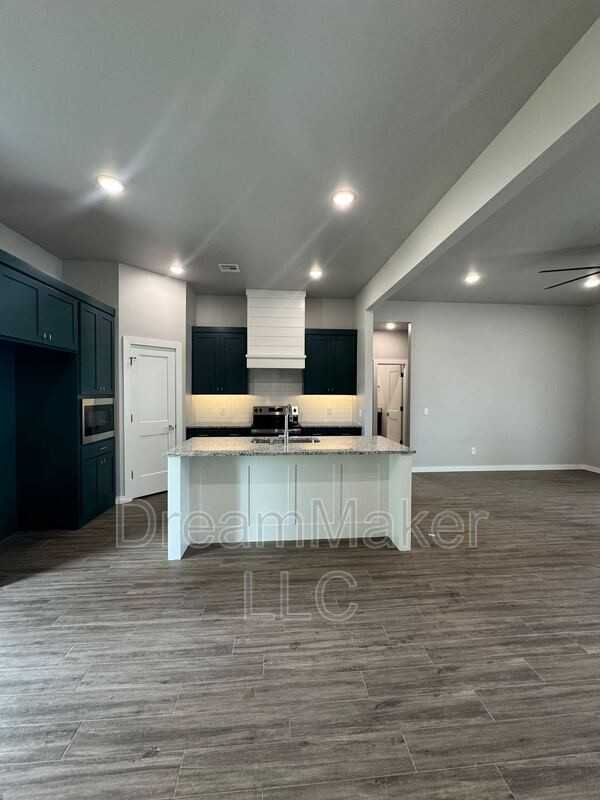 761 Apple Blossom Way - Photo 3 of 14