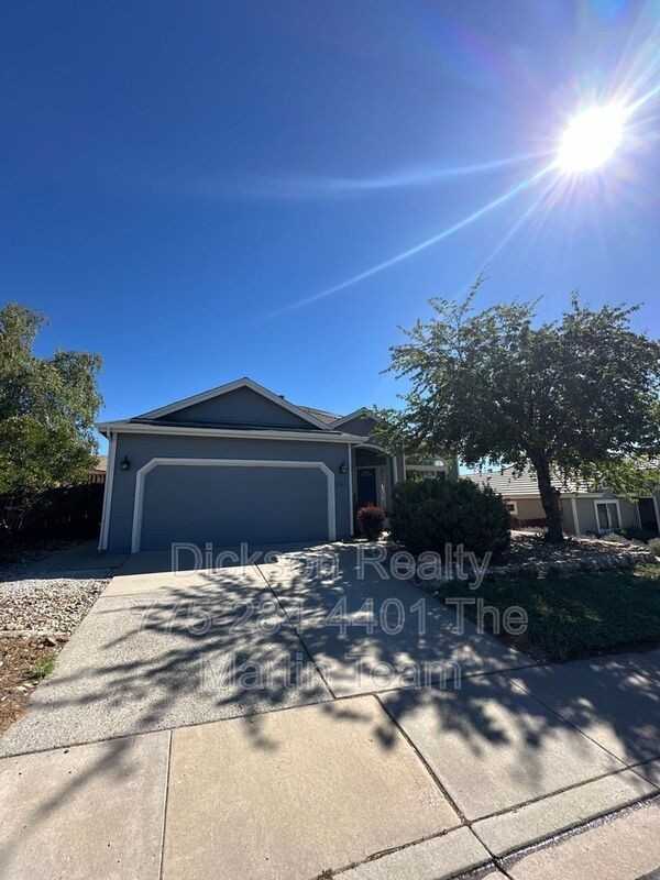 5521 Brittania Dr - Photo 2 of 10