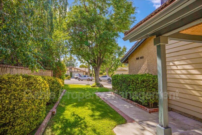 25944 Palomita Dr - Photo 2 of 19