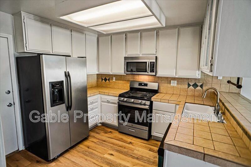 25944 Palomita Dr - Photo 3 of 19