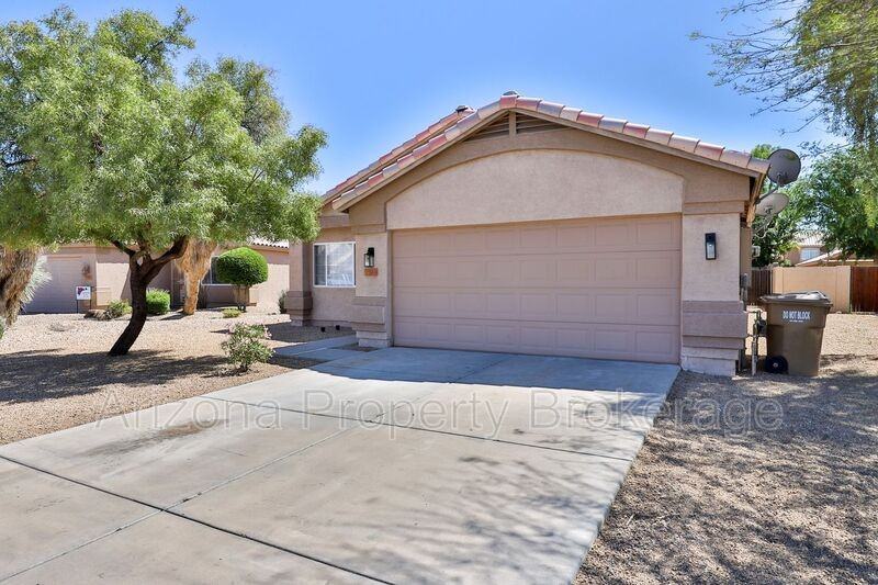 7307 W Eugie Ave - Photo 2 of 31