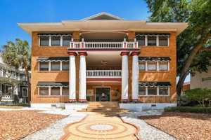 featured image of 249 4th Ave N #19