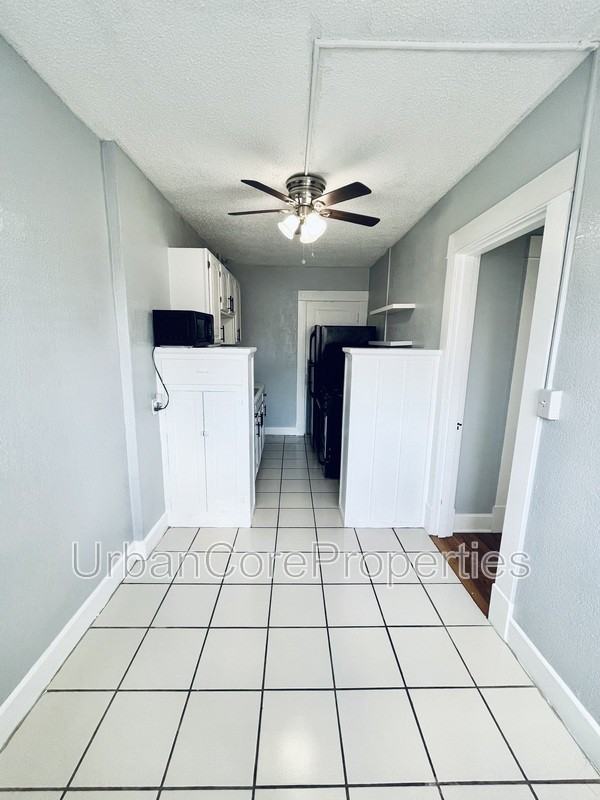249 4th Ave N #19 - Photo 7 of 9