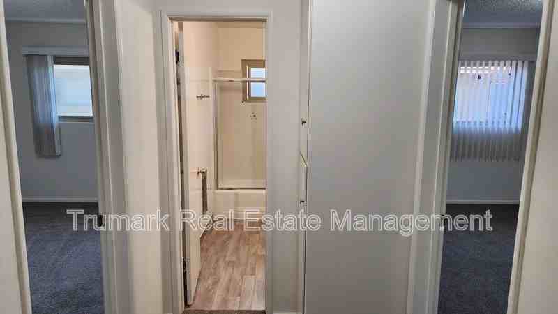 323 N Howard St #6 - Photo 6 of 10