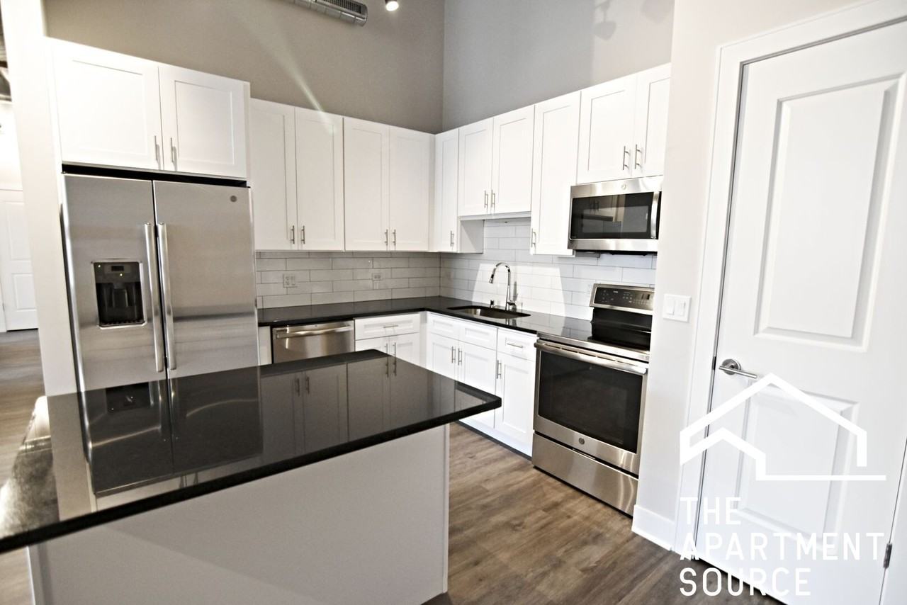 3833 N Broadway St #224 - Photo 3 of 26