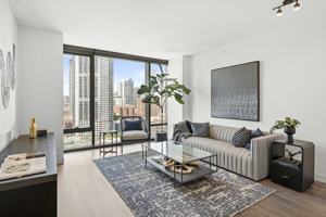 featured image of 350 N Canal St #1-1