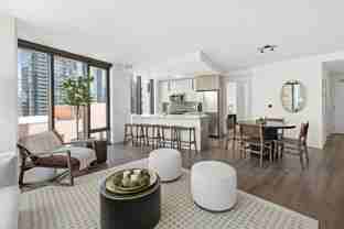 350 N Canal St #2-2 - Photo 1 of 1