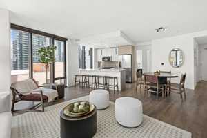 featured image of 350 N Canal St