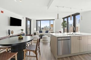 featured image of 350 N Canal St