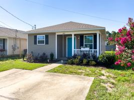 featured image of 8921 Camshire Cir