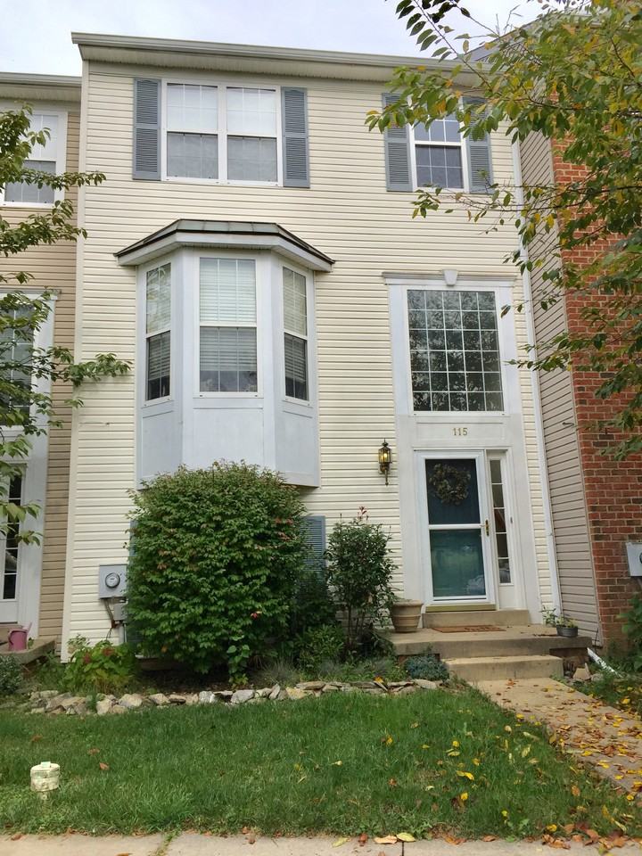 115 Harpers Way - Photo 2 of 30