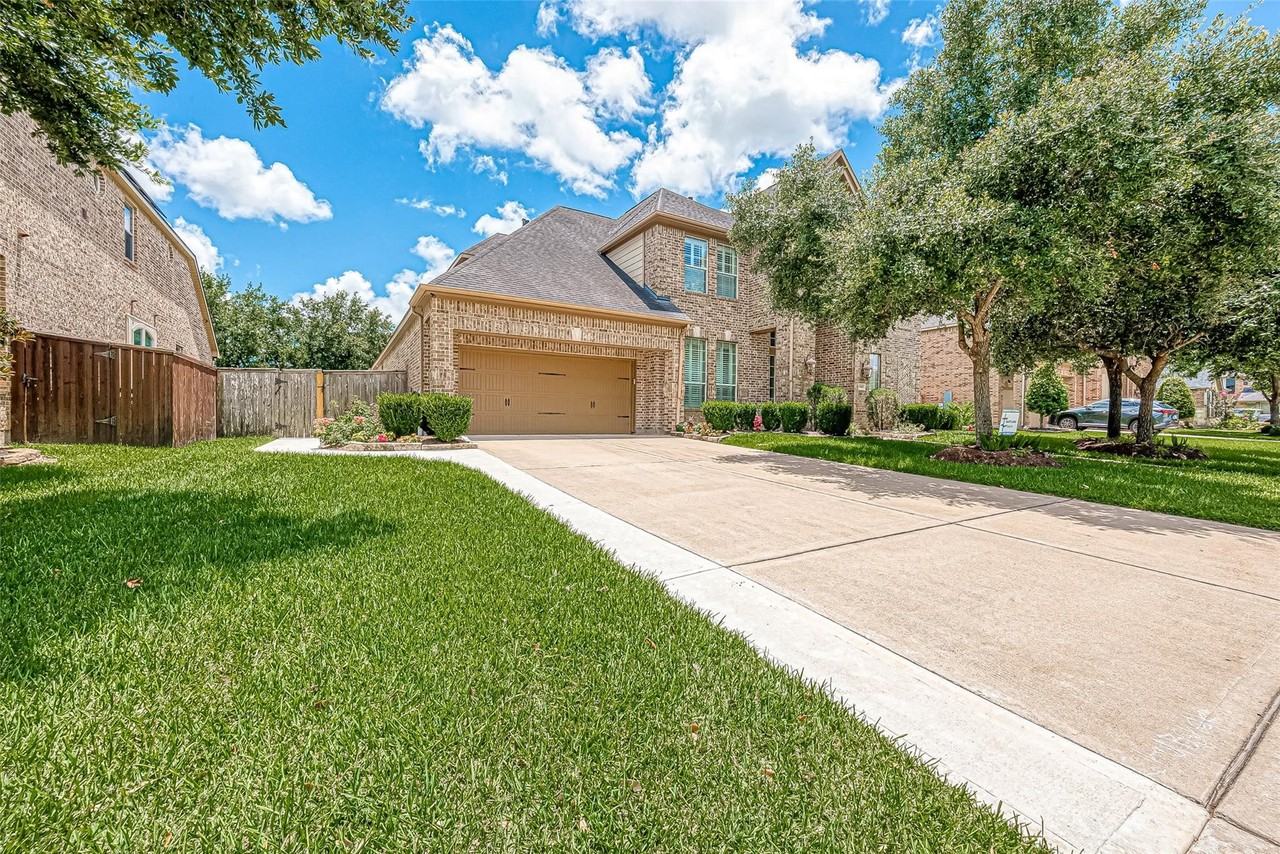 1541 Colton Way - Photo 2 of 50