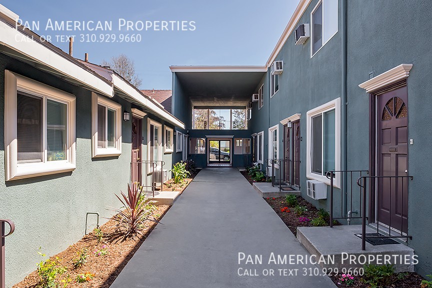 Las Casitas Apartments - Photo 3 of 50