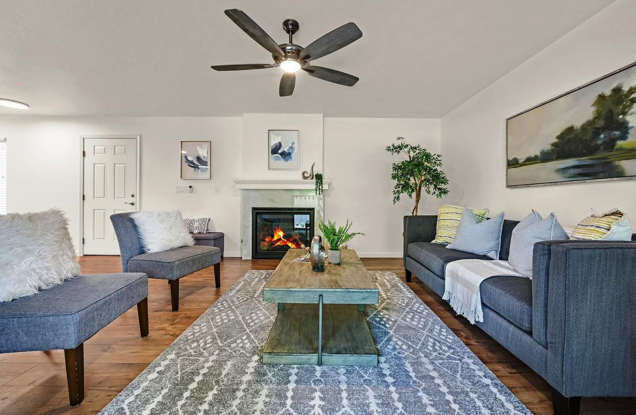 1957 Countrywood Ct #1957 - Photo 4 of 24