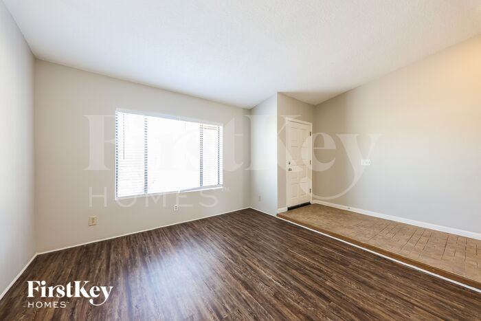 7425 W Columbine Dr - Photo 3 of 16