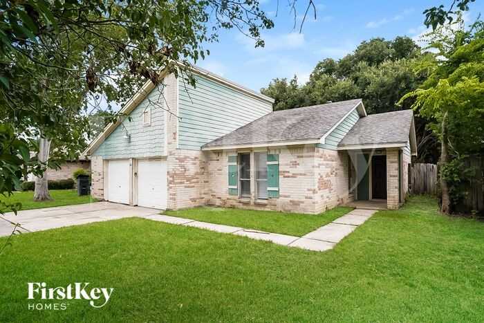7511 Navidad Rd - Photo 2 of 16