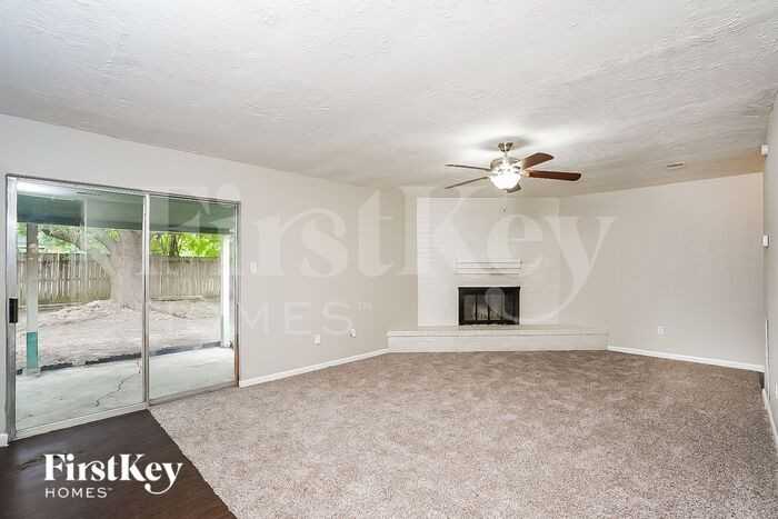 7511 Navidad Rd - Photo 3 of 16