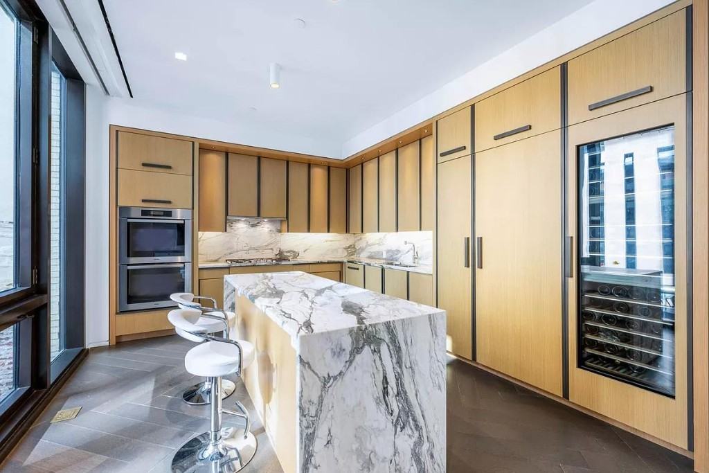 E 22nd St #TH2 - Photo 3 of 20